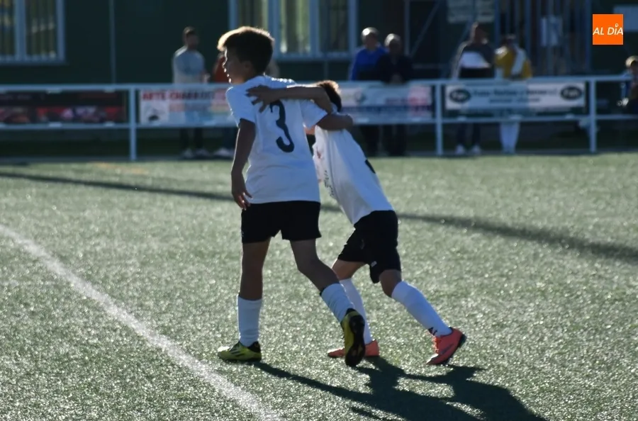 Foto 5 - #M | 5-6 NOV | Doblete de victorias del Infantil B del Columnas durante el fin de semana