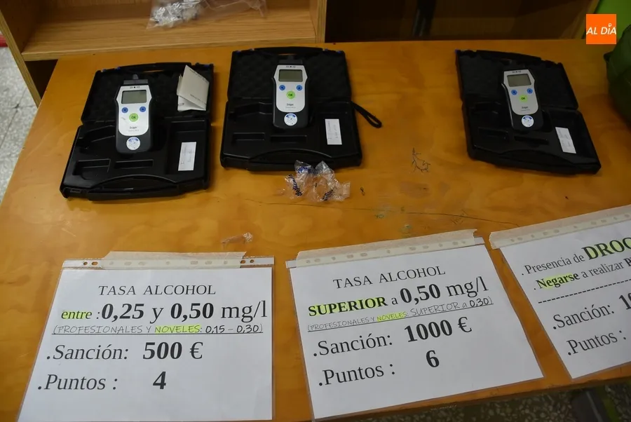 Foto 5 - La DGT conciencia a alumnos del IES Fray Diego Tadeo sobre seguridad vial