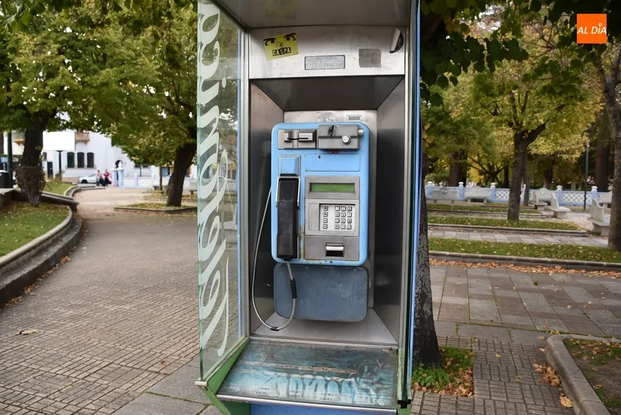 Foto 4 - Telef&oacute;nica suprimir&aacute; de forma inminente las 5 cabinas que quedan en las calles mirobrigenses