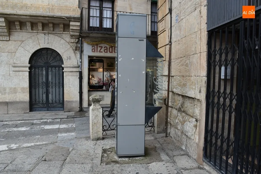 Foto 3 - Telef&oacute;nica suprimir&aacute; de forma inminente las 5 cabinas que quedan en las calles mirobrigenses
