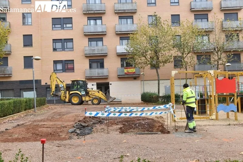 Obras en la Plazuela Winston Churchill (Barrio del Zurguén) | FOTOS: Vanesa Martins