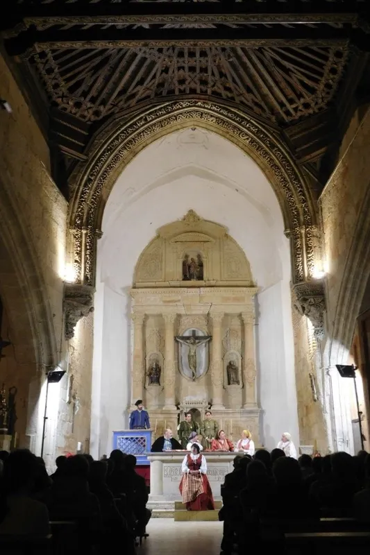 Buscando a Nebrija llegaba a la iglesia parroquial de Villoria