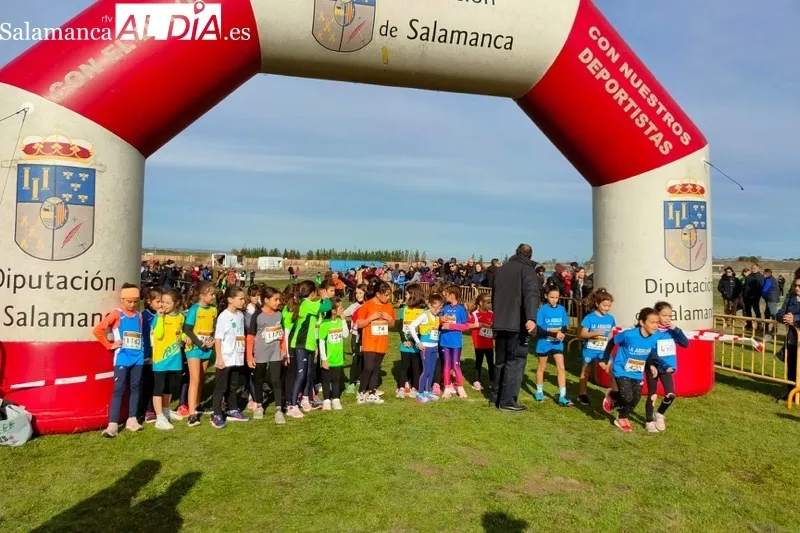 El Prsdohorno de Peñaranda acogía una nueva ediciòn de los Juegos Escolares Campo a Través y el III Cross Popular Ciudad de Peñaranda