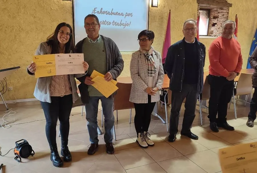 Foto 8 - Las 8 alumnas de &lsquo;Residencias en Alto &Aacute;gueda 2&rsquo; finalizan su formaci&oacute;n