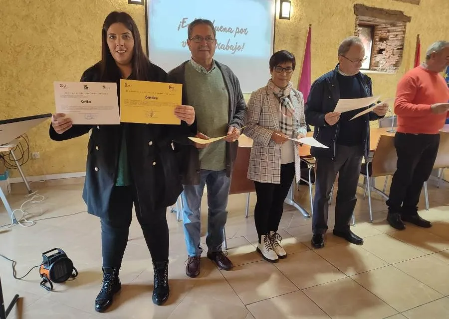Foto 3 - Las 8 alumnas de &lsquo;Residencias en Alto &Aacute;gueda 2&rsquo; finalizan su formaci&oacute;n