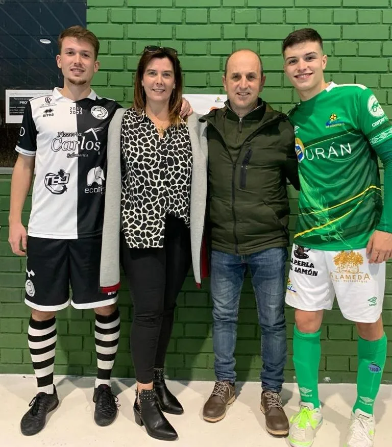 Foto 5 - Los hermanos Moreiro Barco se miden por 1&ordf; vez sobre el 40x20 en todo un derby de 2&ordf;B