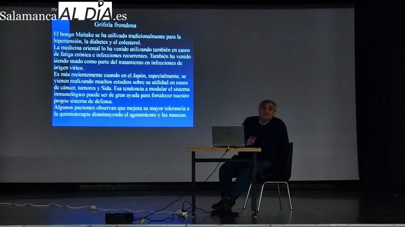 Interesante jornada micológica en Vitigudino / CORRAL