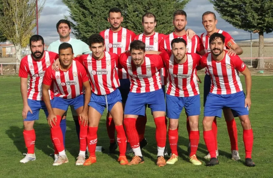 Foto 7 - Un gol de Dylan en el 89&rsquo; permite al Ciudad Rodrigo catar la victoria ante La Pedraja