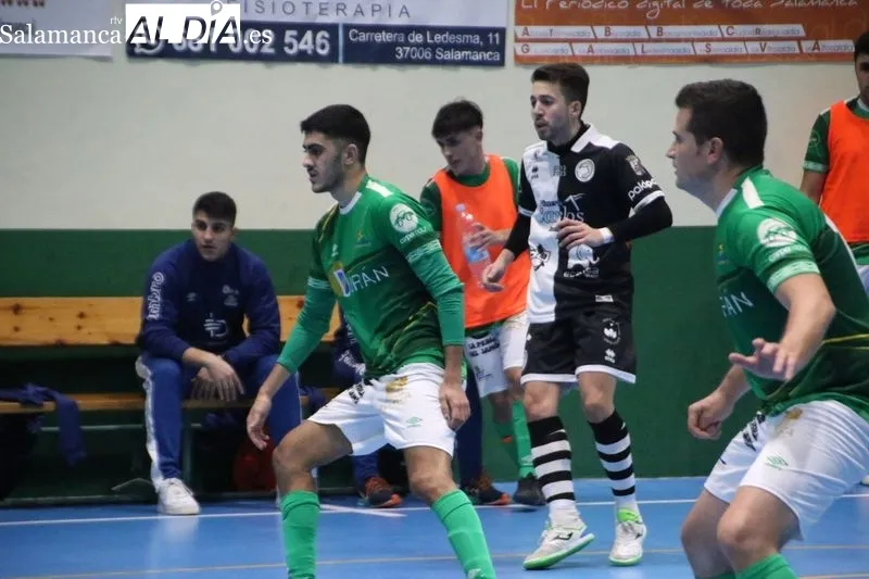 Foto 2 - El Piensos Dur&aacute;n Albense y Unionistas FS firman las tablas en un derbi de infarto (4-4)