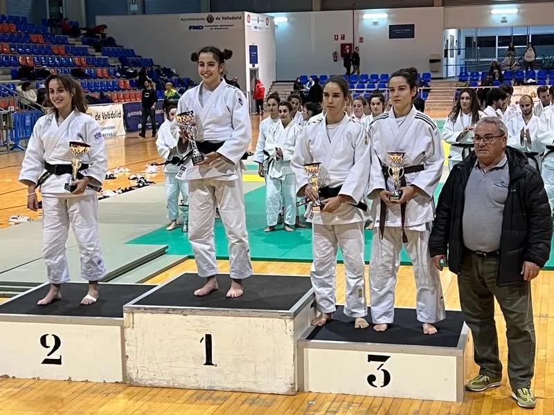 Foto 3 - Los judocas del club Doryoku cuajan un gran campeonato auton&oacute;mico senior 