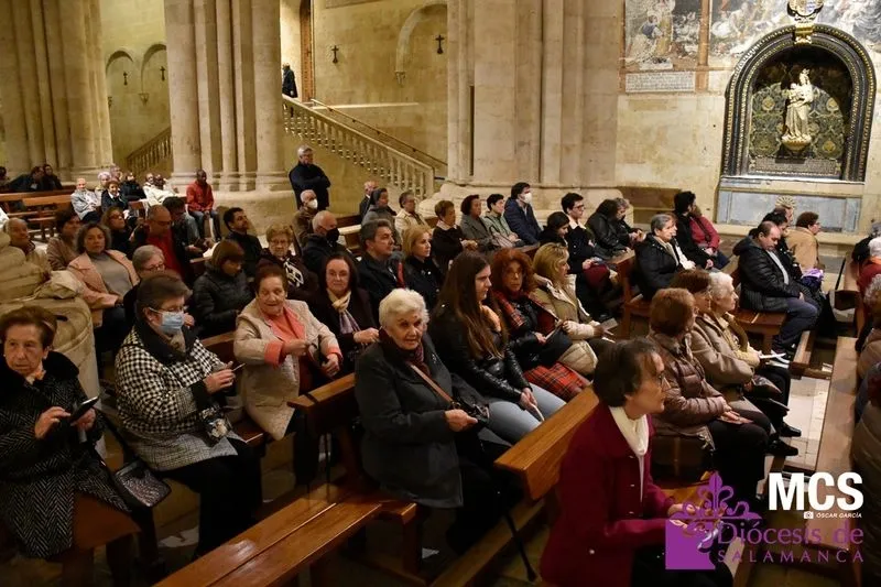 Rito de apertura del Año Jubilar Teresiano en la Catedral de Salamanca. Foto de  MCS Óscar García