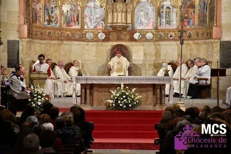Rito de apertura del Año Jubilar Teresiano en la Catedral de Salamanca. Foto de  MCS Óscar García