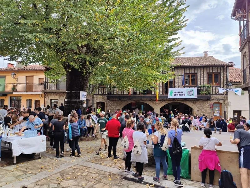 Marcha solidaria en Herguijuela de la Sierra. 