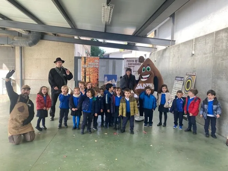 Fiesta del Magosto en el colegio Marista Champagnat de Salamanca