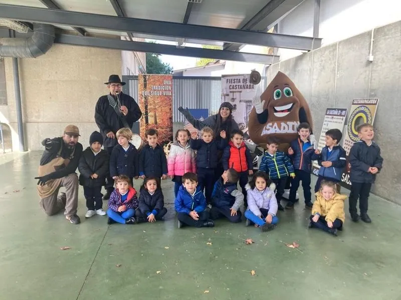 Fiesta del Magosto en el colegio Marista Champagnat de Salamanca