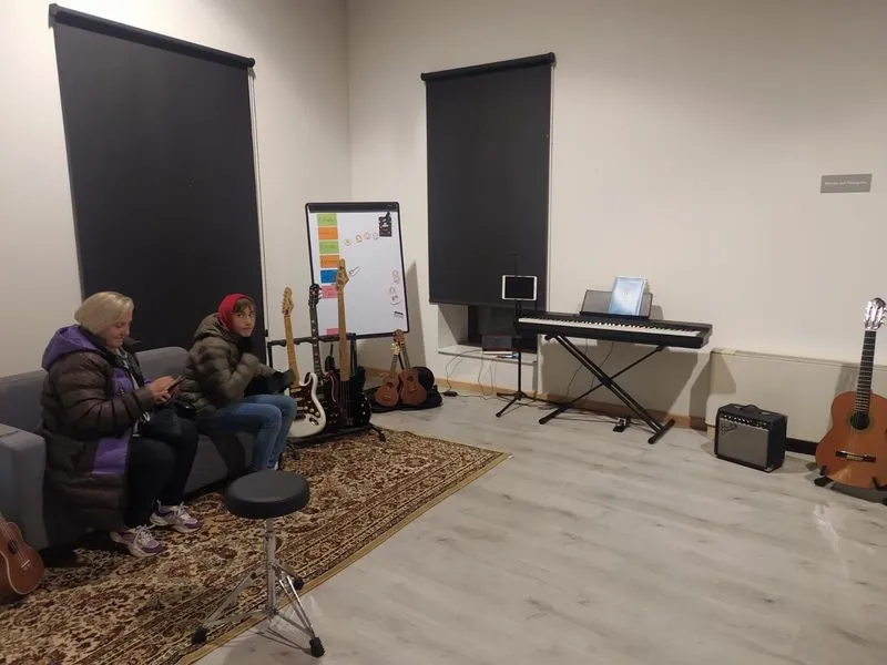 Foto 6 - La Escuela de M&uacute;sica moderna &lsquo;La Musa&rsquo; celebra en Vitigudino una jornada de puertas abiertas