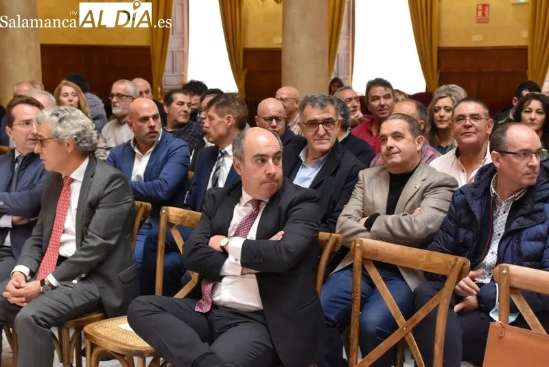 Celebración de Aqualia Salamanca, en el Casino, con motivo de su 25 aniversario. Foto de Vanesa Martins