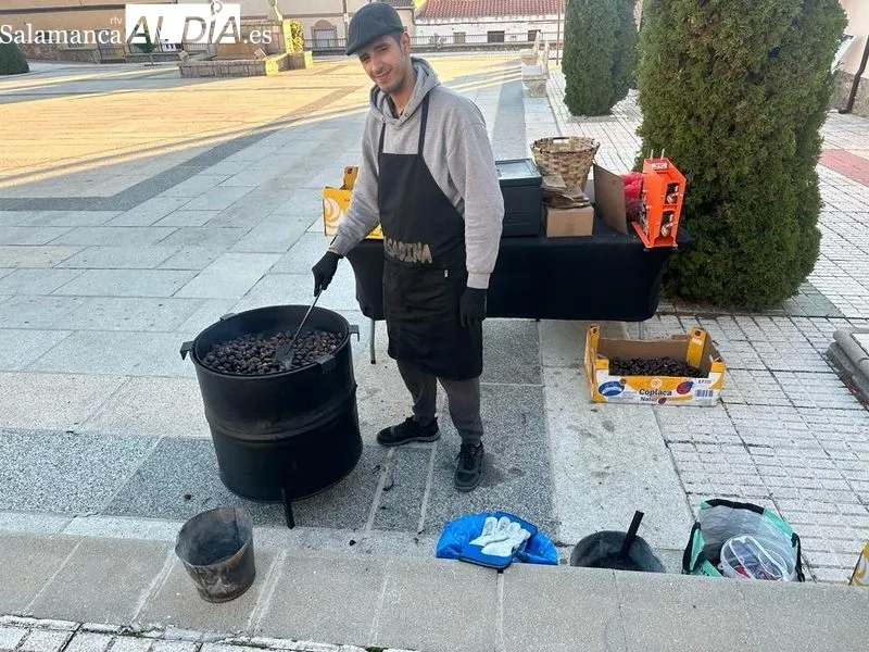 Foto 4 - Galinduste asa 50 kilos de casta&ntilde;as para sus vecinos
