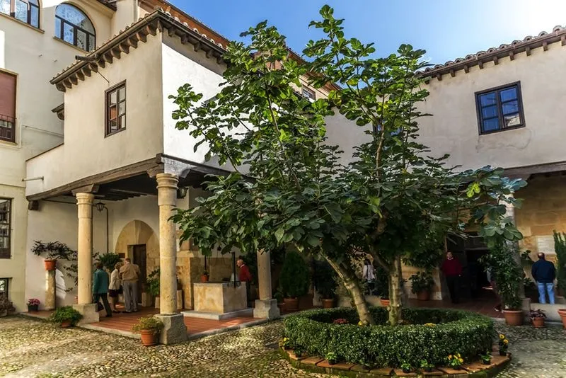 Casa en la que residió en la que residió Santa Teresa en Salamanca. Foto: archivo