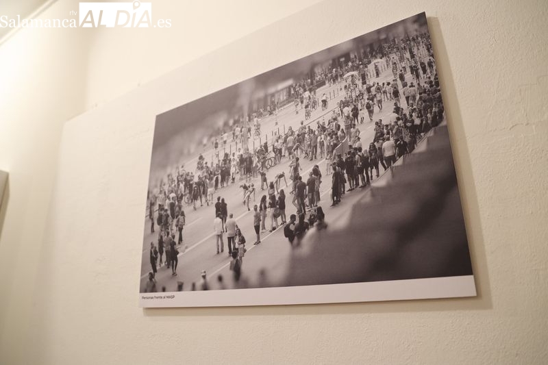 Inauguración en el Centro de Estudios Brasileños de la exposición titulada “Avenida Paulista”, del fotógrafo Emerson Alvarenga Louback. Foto de David Sañudo