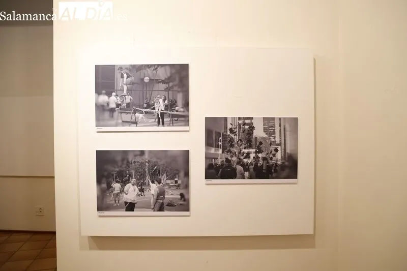 Inauguración en el Centro de Estudios Brasileños de la exposición titulada “Avenida Paulista”, del fotógrafo Emerson Alvarenga Louback. Foto de David Sañudo