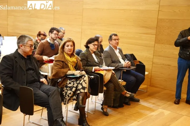 Encuentro 'La represión sobre la comunidad educativa en el Distrito Universitario de Salamanca', en el Centro Documental de la Memoria Histórica. Foto de David Sañudo