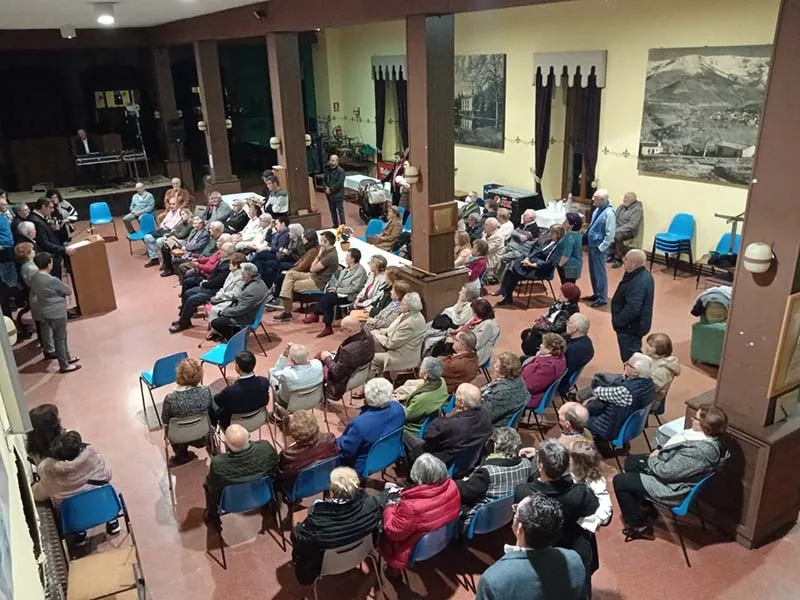 Foto 5 - El Casino Obrero rinde honores a sus socios m&aacute;s antiguos
