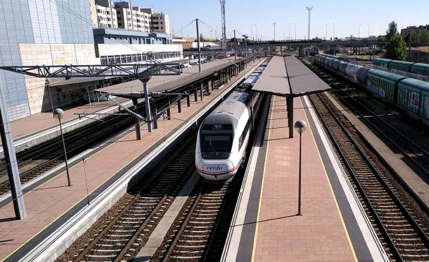 Foto de archivo de la estación de tren de Salamanca