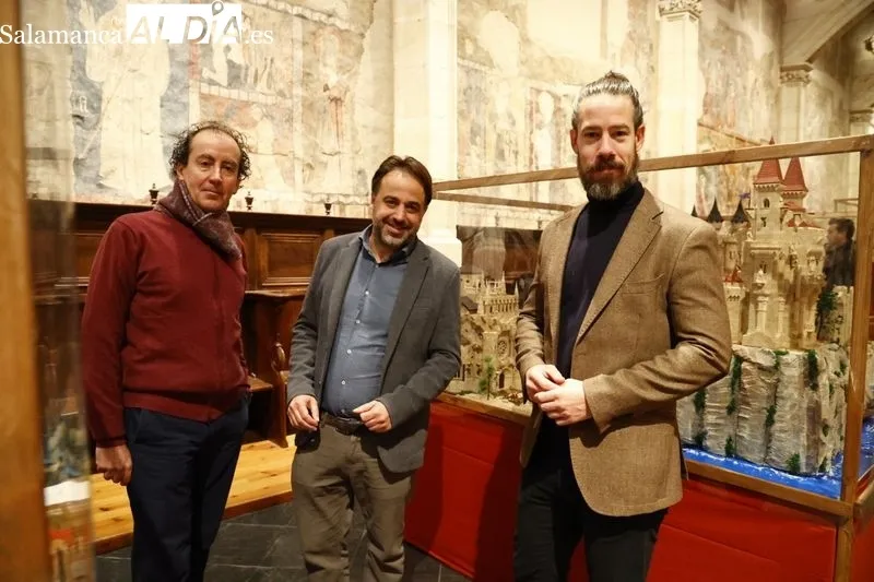 Exposición de monumentos realizados con piezas de Exin Castillos, en el convento de Las Claras