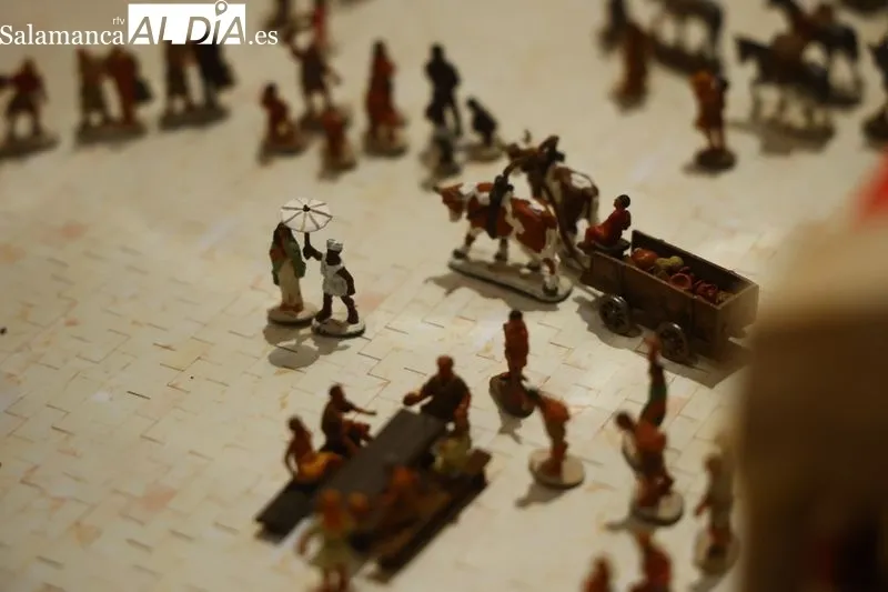 Exposición de monumentos realizados con piezas de Exin Castillos, en el convento de Las Claras