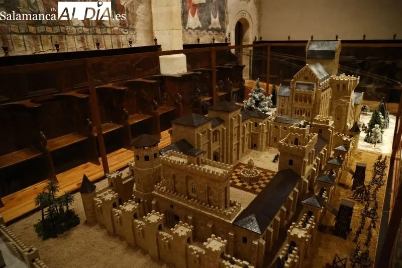 Exposición de monumentos realizados con piezas de Exin Castillos, en el convento de Las Claras