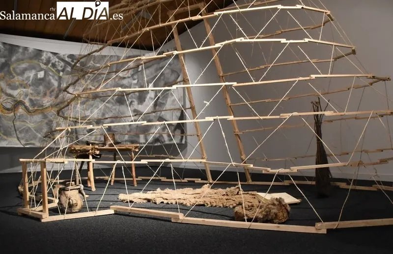 Inauguración de la muestra 'Habitares' en el Espacio de Arte Experimental, Hospedería Fonseca. Foto de Vanesa Martins