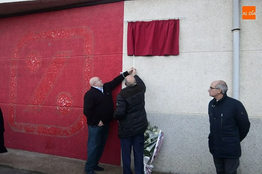 Foto 5 - La Fuente de San Esteban dedica una calle a la m&eacute;dica de la localidad v&iacute;ctima del coronavirus