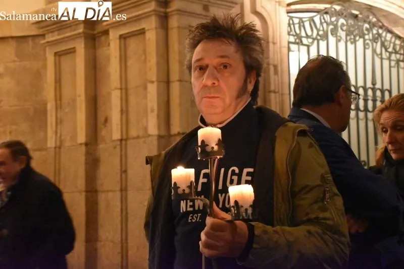 Apagado de luces simbólico de la hostelería en la Plaza Mayor. Fotos: Vanesa Martins