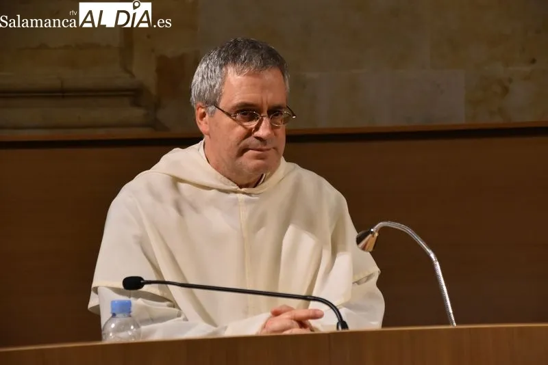 El presidente de la Junta de Castilla y León inaugura el ciclo de conferencias en el Convento de San Esteban. Fotos: Vanesa Martins