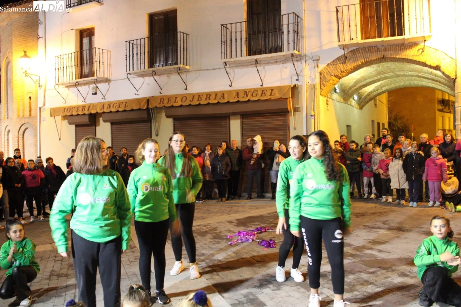 Foto 8 - Los albenses se unen en una marcha contra la Violencia de G&eacute;nero