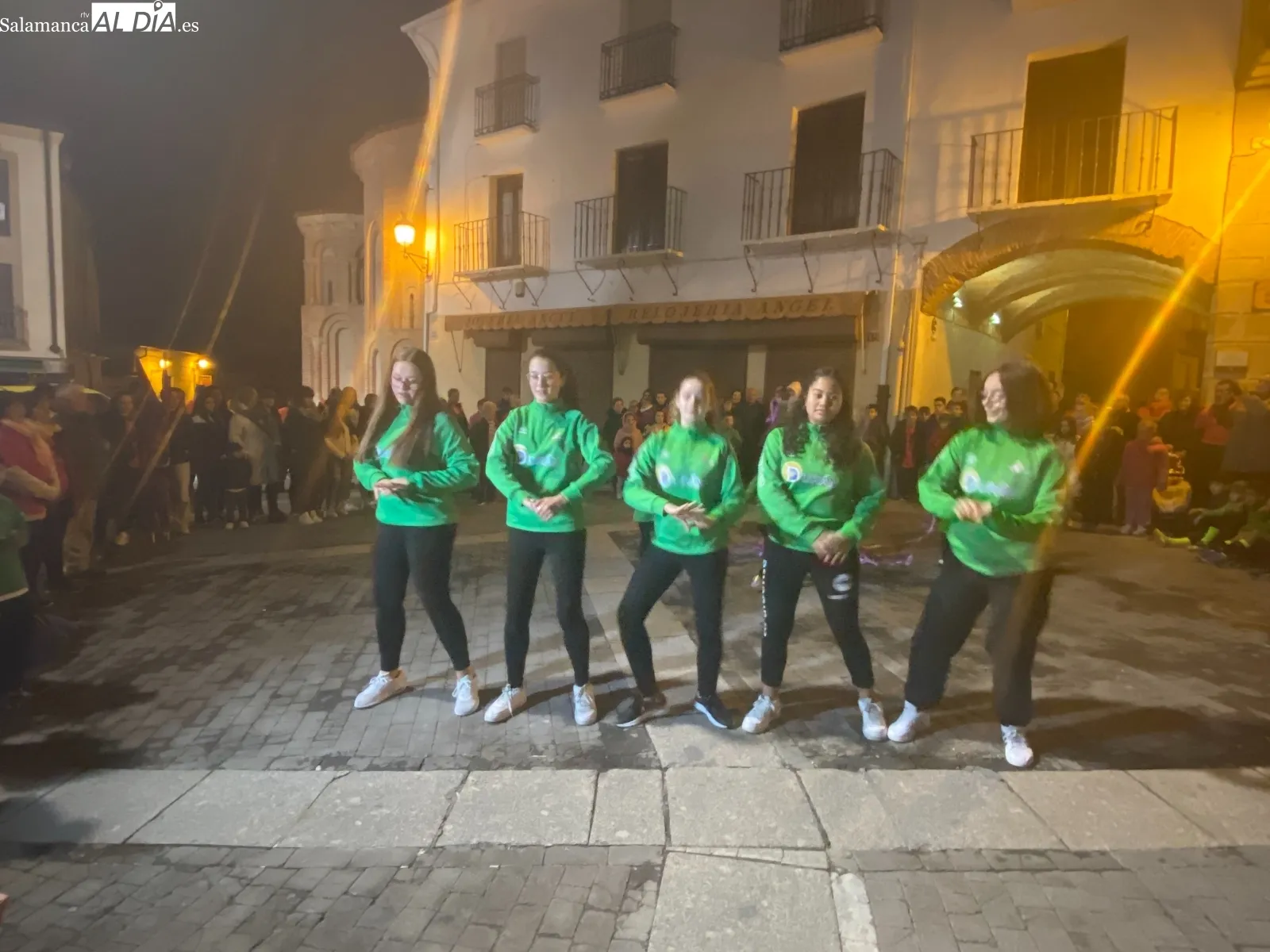 Foto 5 - Los albenses se unen en una marcha contra la Violencia de G&eacute;nero
