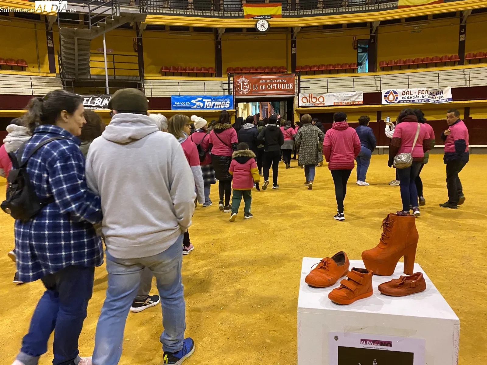 Foto 3 - Los albenses se unen en una marcha contra la Violencia de G&eacute;nero