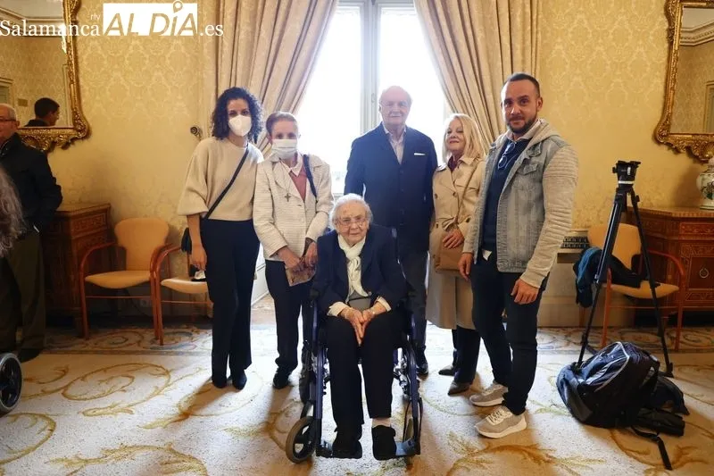 Homenajea a personas centenarias realizado en el Ayuntamiento de Salamanca. Foto de David Sañudo
