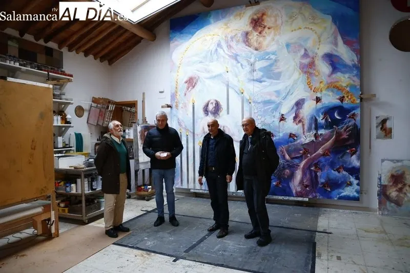 Presentación de la obra de Florencio Maíllo, de gran tamaño, donada a la Catedral de Salamanca por el canónigo Daniel Sánchez. Foto de David Sañudo