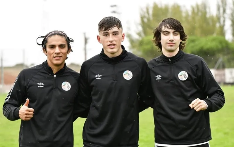 Los tres futbolistas del filial que han entrenado hoy con el primer equipo: Castro, Nieto y Manuel