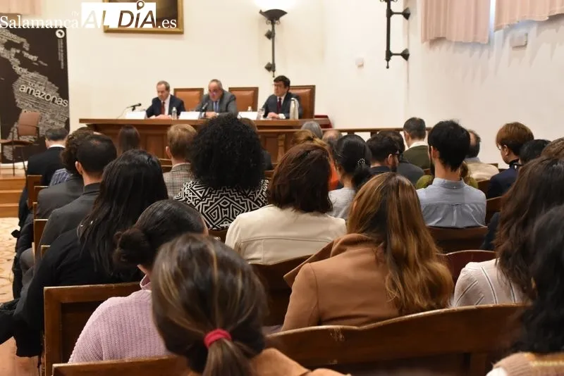 Acto en el Aula Salinas con motivo del trigésimo aniversario de la creación del Instituto de Iberoamérica de la Universidad de Salamanca (USAL)