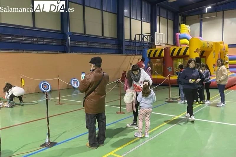 La AMPA del colegio Severiano Montero celebraba su fiesta de Navidad
