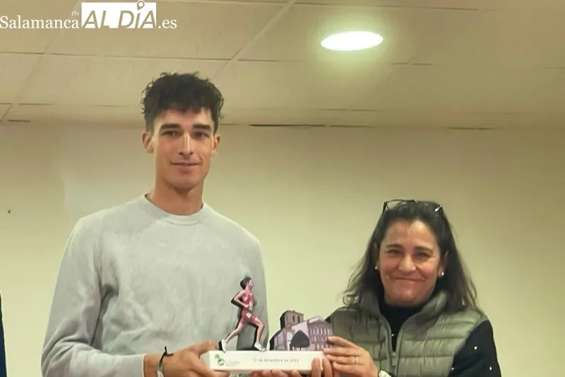Mario Garcia Romo recibía el homenaje de su pueblo, Villar de Gallimazo