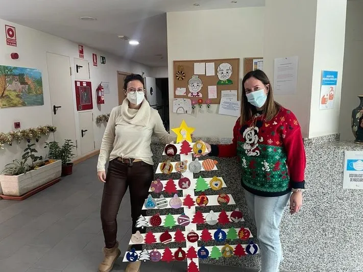 Foto 9 - &lsquo;Alba Intergeneracional&rsquo; une a j&oacute;venes y mayores por Navidad