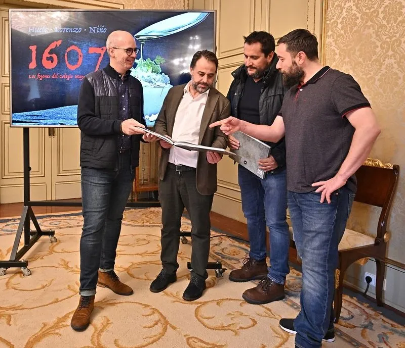 Presentación en el Ayuntamiento del libro sobre gastronomía ‘1607. Los Fogones del Colegio Mayor’