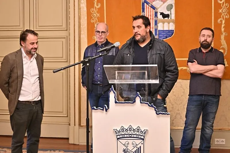 Presentación en el Ayuntamiento del libro sobre gastronomía ‘1607. Los Fogones del Colegio Mayor’