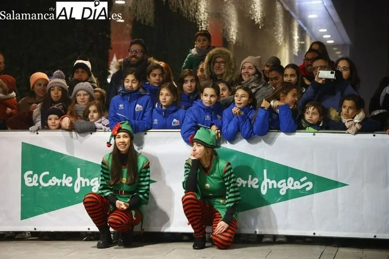 Galería de imágenes del encendido en El Corte Inglés / Fotos: Carlos Cuervo