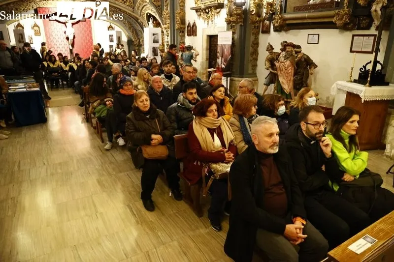Foto 3 - La asociaci&oacute;n Belenista Virgen de la Pe&ntilde;a de Francia se re&uacute;ne en la capilla de la Ilustre Cofrad&iacute;a de la Vera Cruz