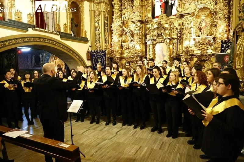 Foto 12 - La asociaci&oacute;n Belenista Virgen de la Pe&ntilde;a de Francia se re&uacute;ne en la capilla de la Ilustre Cofrad&iacute;a de la Vera Cruz